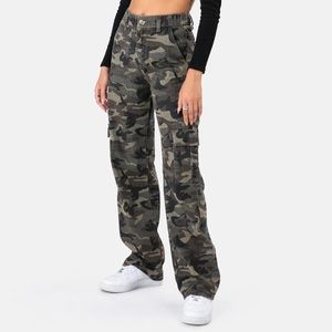 Adika Wyoming Camouflage Cargo Pants